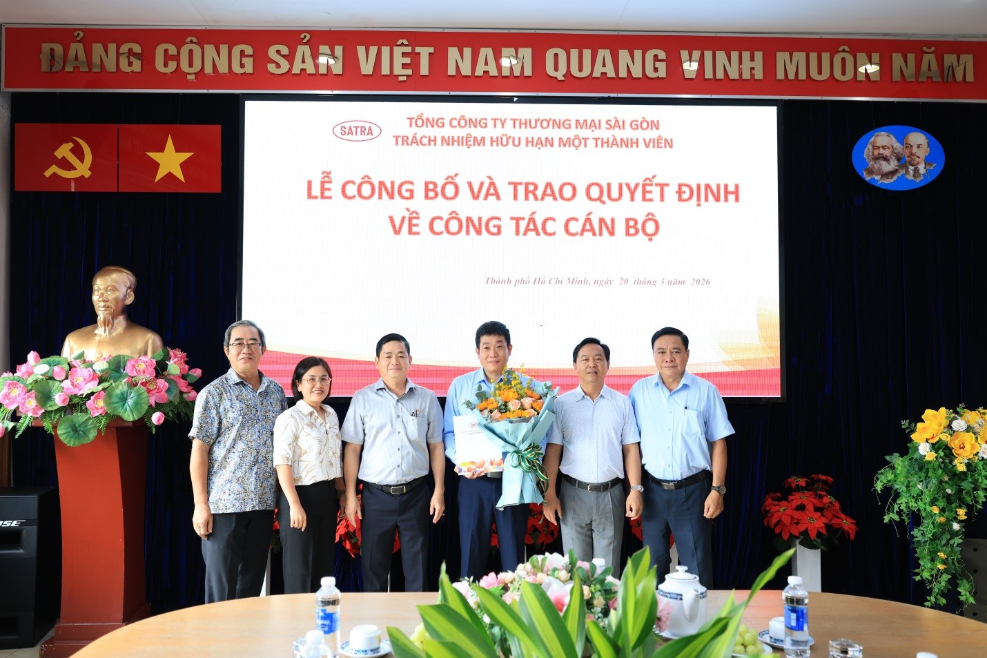 SATRA công bố và trao quyết định bổ nhiệm Phó Giám đốc Công ty Quản lý và Kinh doanh Chợ Bình Điền